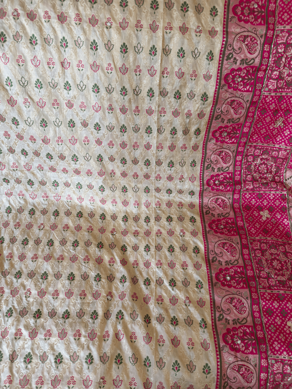 Cream Brocade banarasi silk saree with Meenakari work (copy)