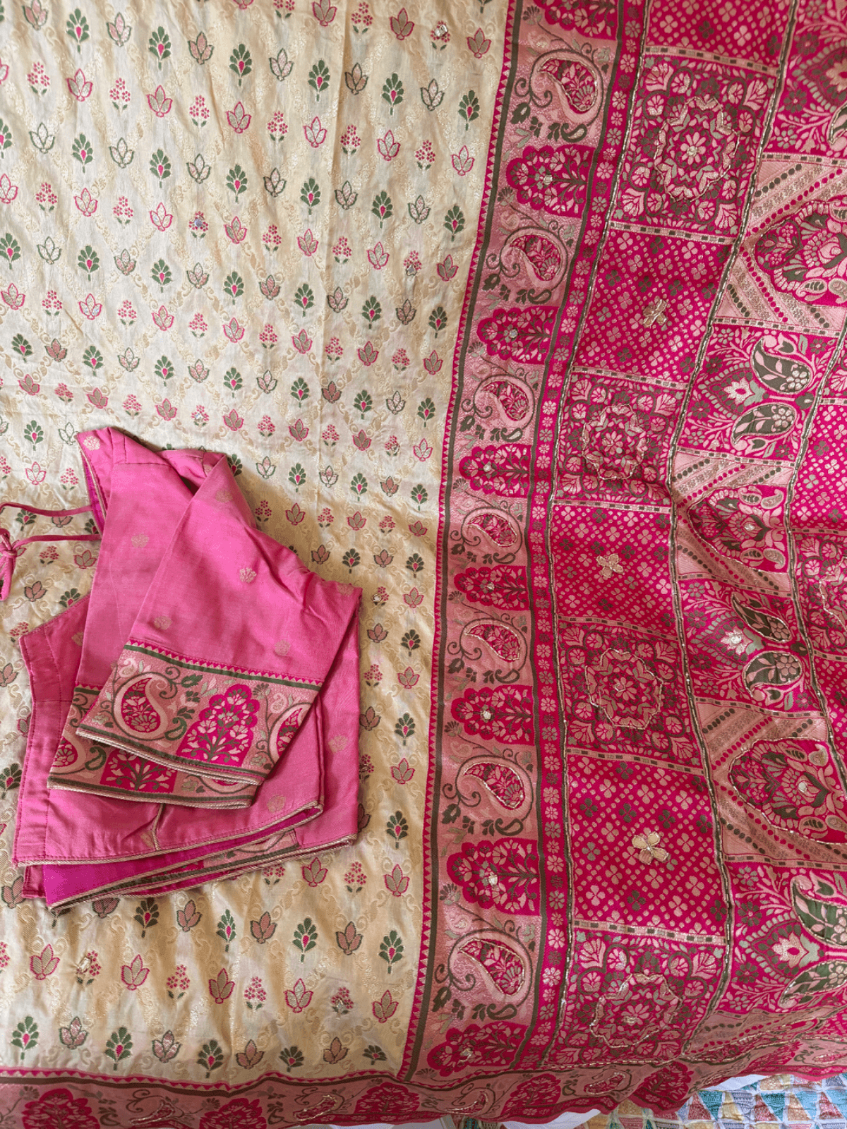Cream Brocade banarasi silk saree with Meenakari work (copy)