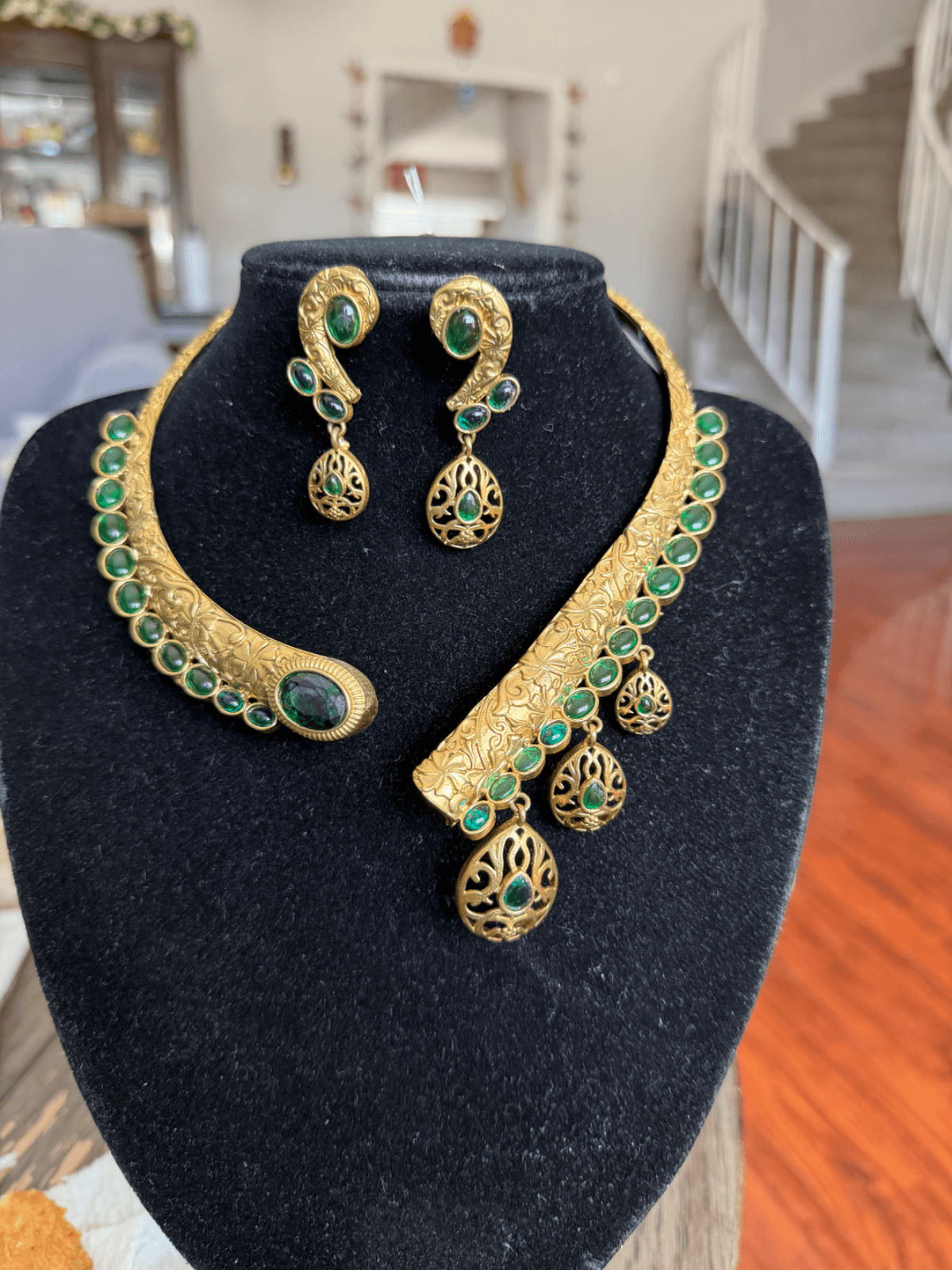 Antique-gold statement necklace set
