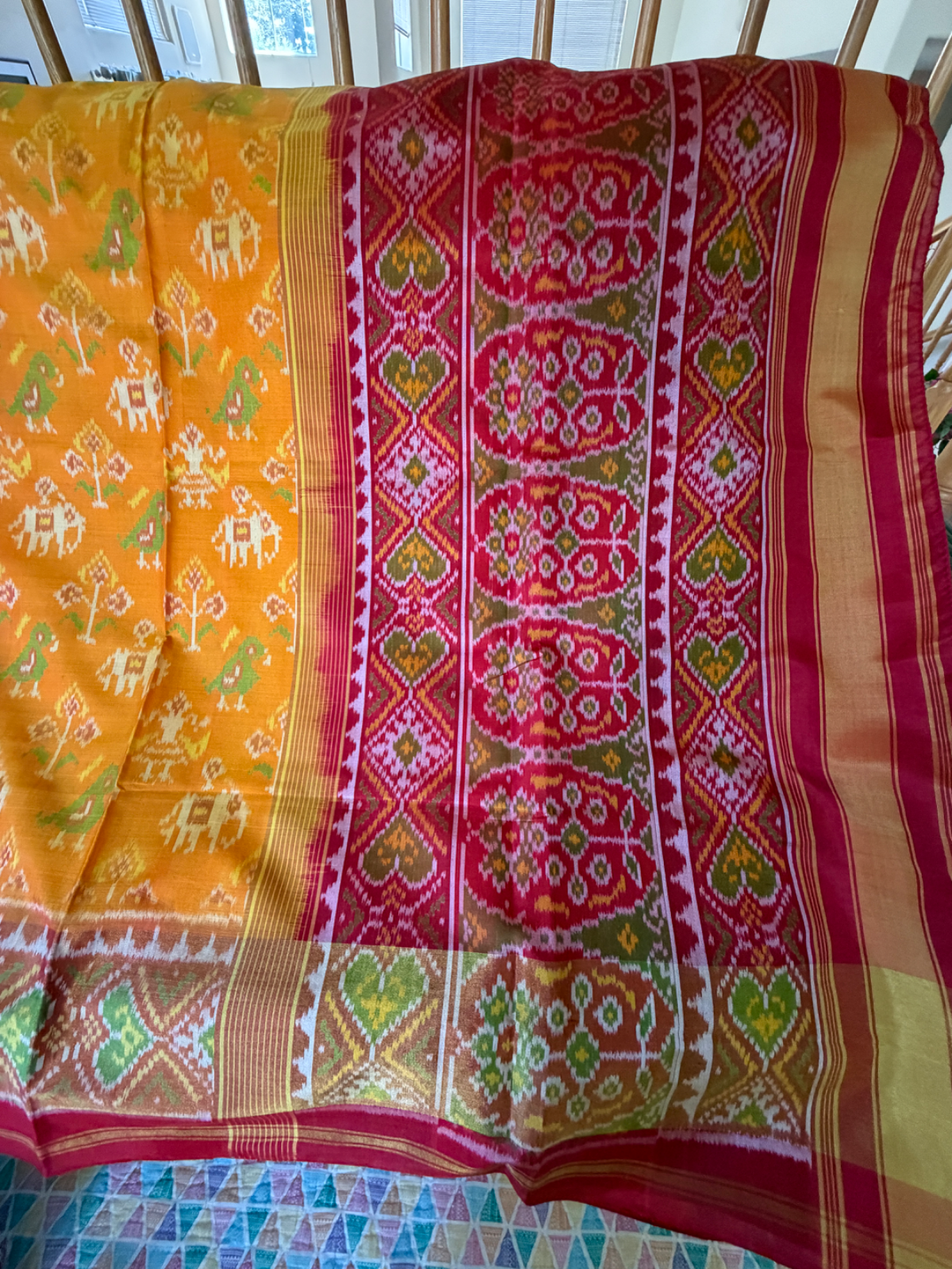 Rajkoti single-ikat Patola silk saree in Nari Kunj design