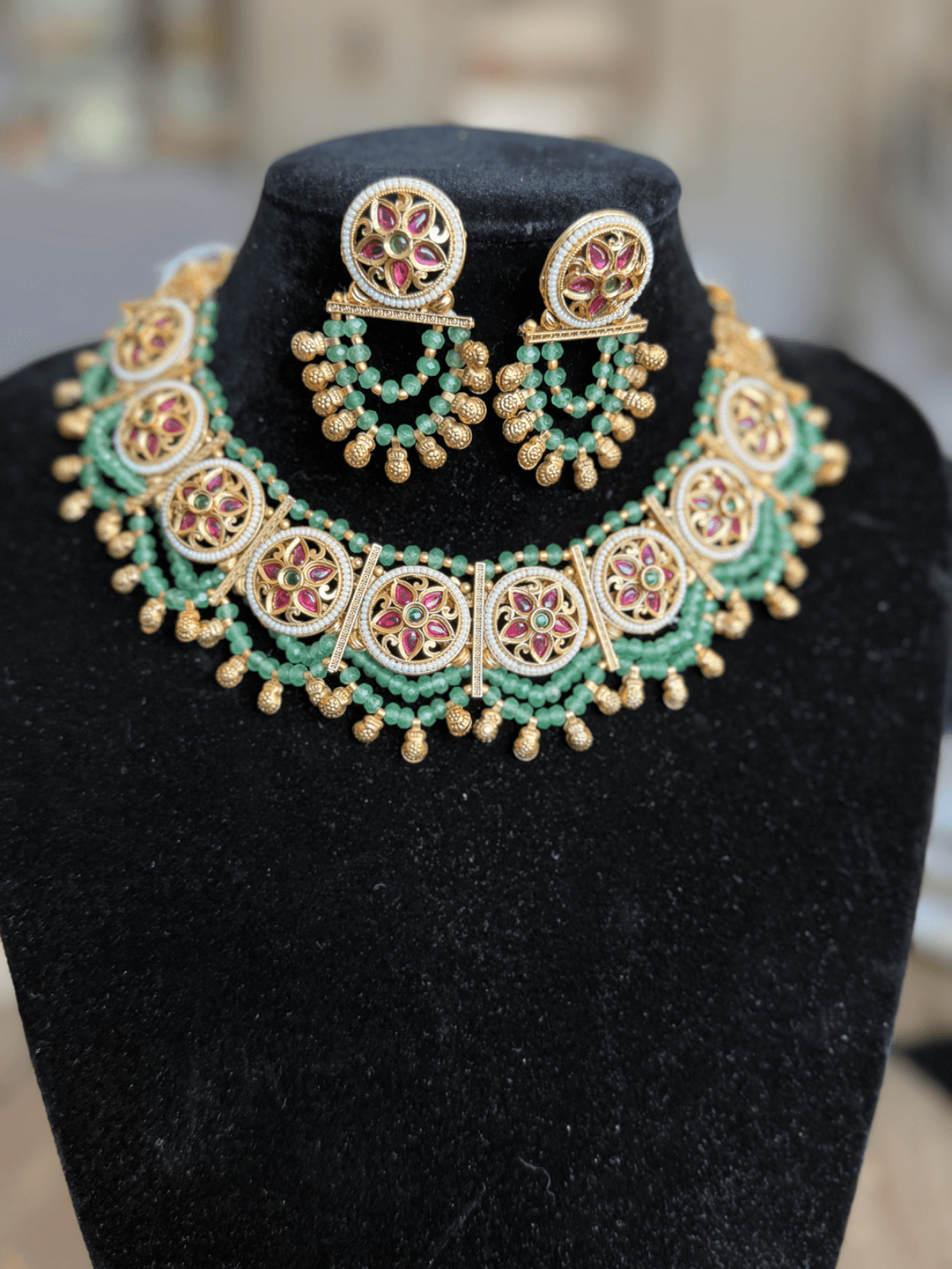 Rajwadi Choker Necklace with Green beads