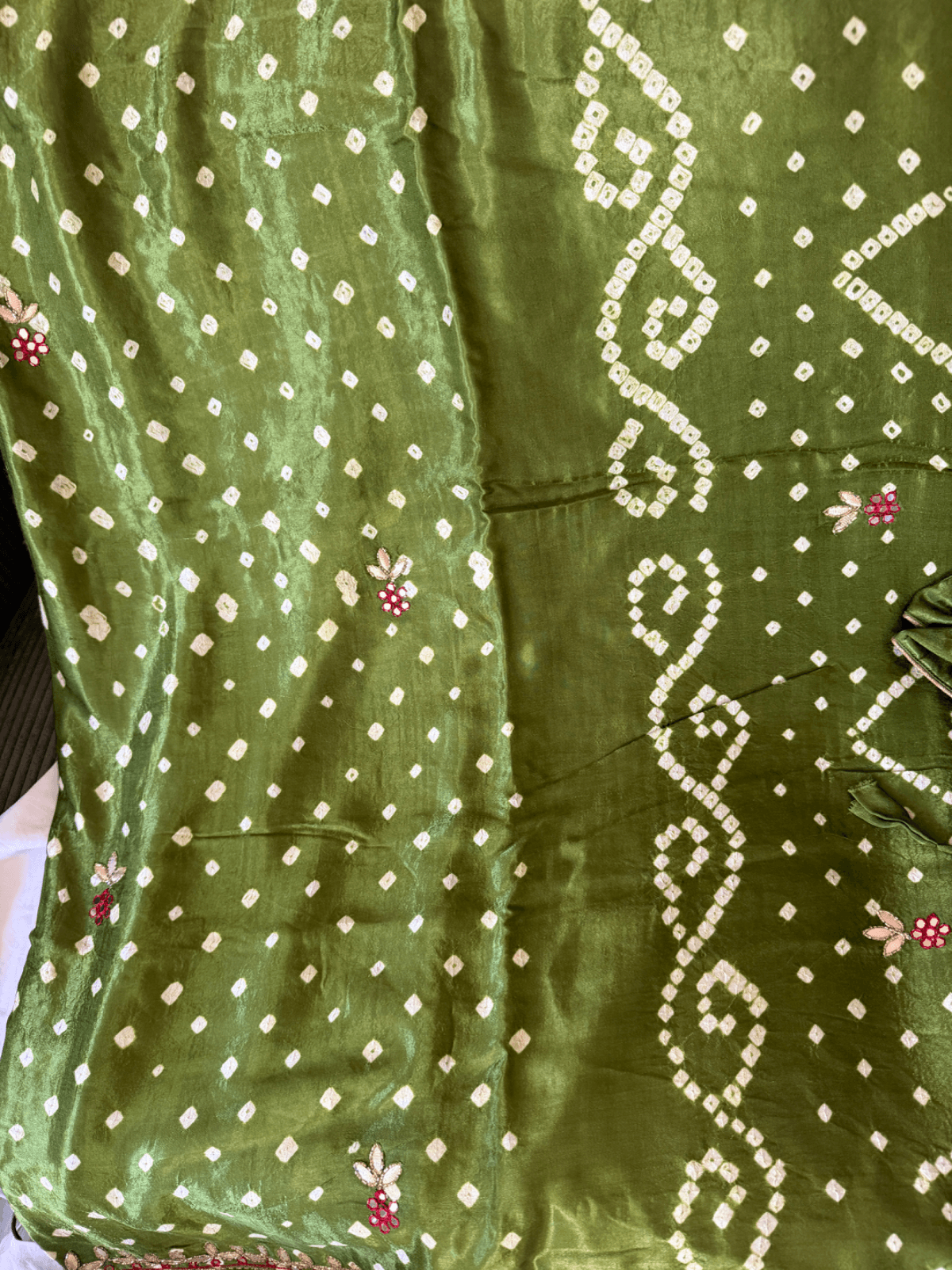 Gajji silk Bandhani with embroidery work